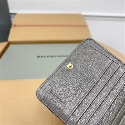 Le Cagole Compact Zippy Wallet In Goatskin Grey Color