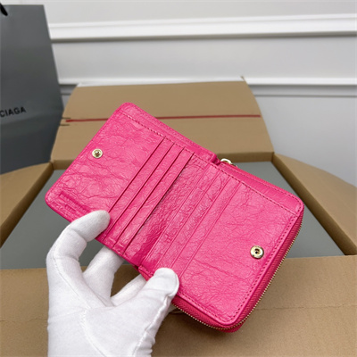 Le Cagole Compact Zippy Wallet In Arena Lambskin Fuchsia Color