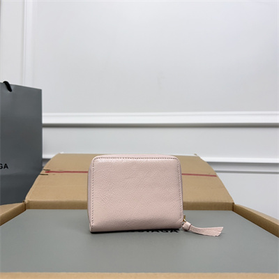 Le Cagole Compact Zippy Wallet In Arena Lambskin Lt Pink Color