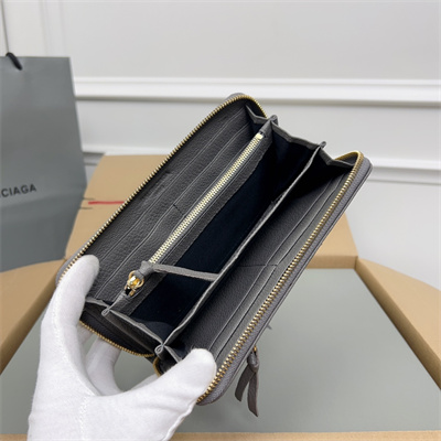 Le Cagole Continental Zippy Wallet In Goatskin Grey Color