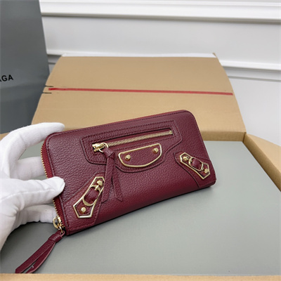 Le Cagole Continental Zippy Wallet In Goatskin Burgundy Color