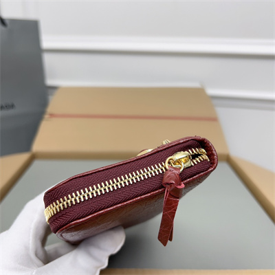 Le Cagole Continental Zippy Wallet In Arena Lambskin Burgundy Color