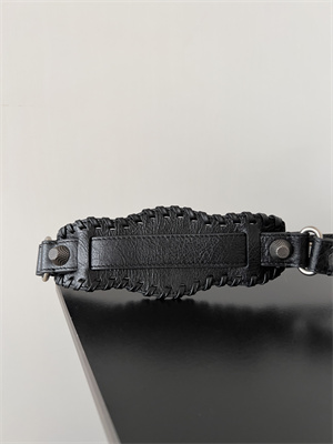 Women’s NEO Cagole XS Handbag In Arena Lambskin Black Color