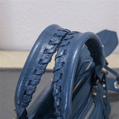 Women’s NEO Cagole XS Handbag In Arena Lambskin Grey Blue Color