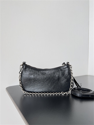 Women’s Le Cagole Mini Bag With Chain In Arena Lambskin Black Color