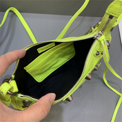 Women’s Le Cagole Mini Bag With Chain In Arena Lambskin Fluorescent Green Color