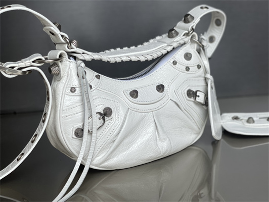 Women’s Le Cagole XS Shoulder Bag In Arena Lambskin White Color