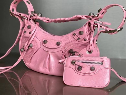 Women’s Le Cagole XS Shoulder Bag In Arena Lambskin Pink Color