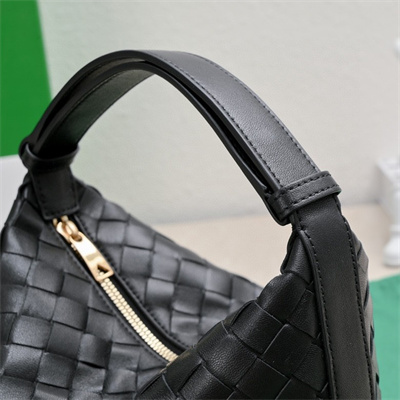 BV Mini Wallace Shoulder Bag In Soft Calfskin Leather Black Color