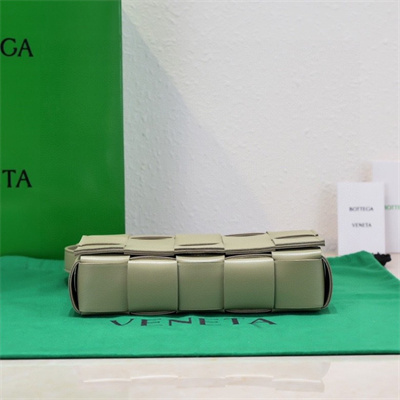 BV Cassette Cross Body Bag In Lambskin Travertine Color