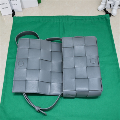 BV Cassette Cross Body Bag In Lambskin Thunder Color