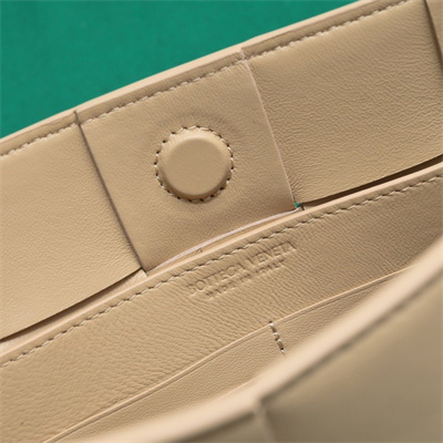 BV Cassette Pouch With Strap In Calfskin Porriage Color