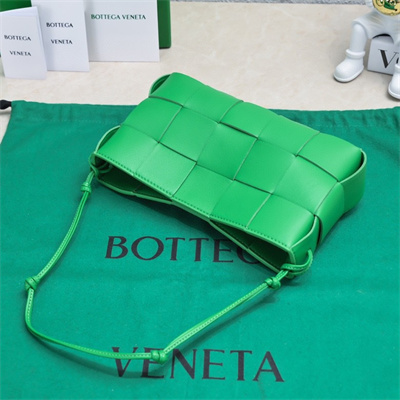 BV Cassette Pouch With Strap In Calfskin Parakeet Color