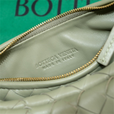 BV Small Gemelli Shoulder Bag In Lambskin Leather Travertine Color