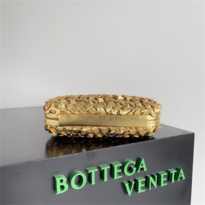 BV Knot Clutch In Metallic Lambskin Leather Gold Color