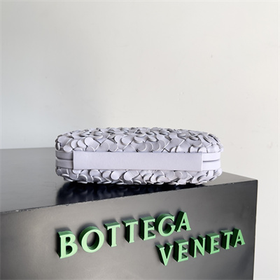 BV Knot Clutch In Metallic Lambskin Leather Lilac Color