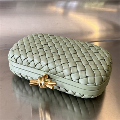 BV Knot Clutch In Lambskin Leather Travertine Color