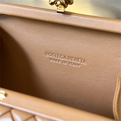 BV Knot Clutch In Lambskin Leather Brown Color