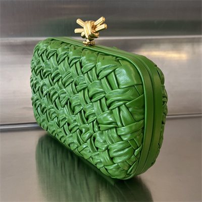 BV Knot Clutch In Calfskin Leather Wrinkled Avocado Color