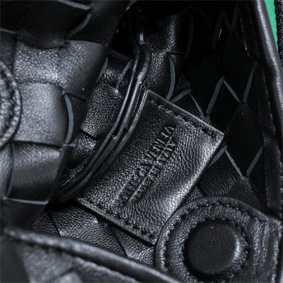 BV Mini Sardine Cross Body Bag In Lambskin Black Color