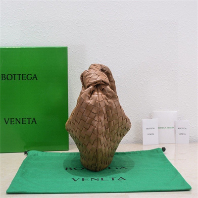 BV Teen Jodie In Lambskin Leather Caramel Color