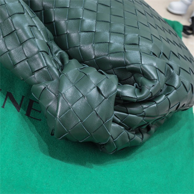 BV Teen Jodie In Lambskin Leather Raintree Color