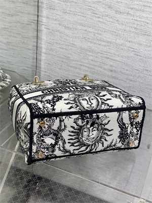 CD Medium Lady Di.or D-Lite Bag White and Black Toile de Jouy Solei Embroidery