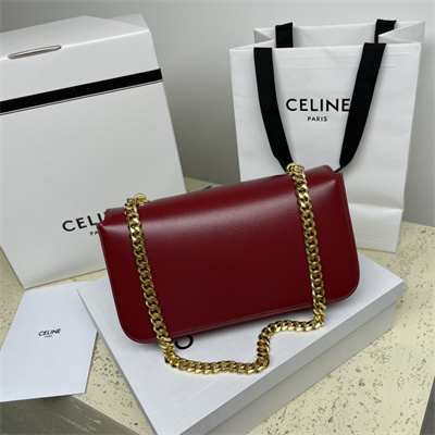 Ce**e chain shoulder bag cuir triomphe in shiny calfskin bordeaux