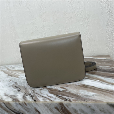 Ce**e teen classic box bag in pebble box calfskin leather