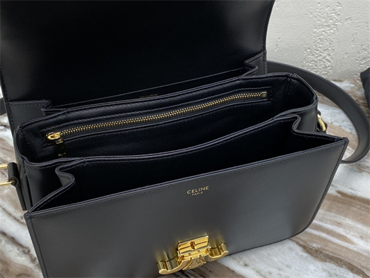 Ce**e classique triomphe bag in shiny calfskin black color