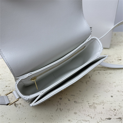 Ce**e teen triomphe bag in shiny calfskin white color