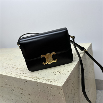 Ce**e teen triomphe bag in shiny calfskin black color