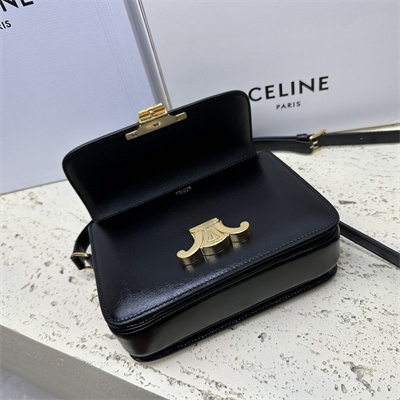 Ce**e teen triomphe bag in shiny calfskin black color