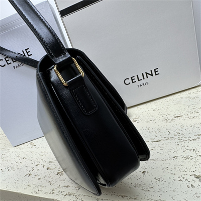 Ce**e teen triomphe bag in shiny calfskin black color