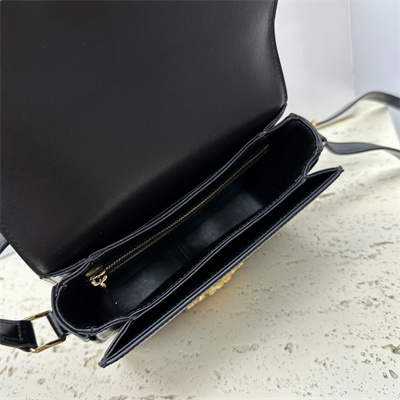 Ce**e teen triomphe bag in shiny calfskin black color