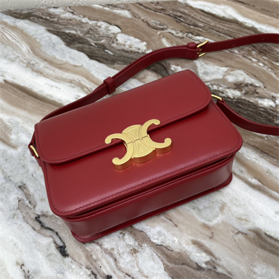 Ce**e teen triomphe bag in shiny calfskin bordeaux color