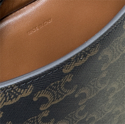 Ce**e medium tilly bag in triomphe canvas and calfskin tan