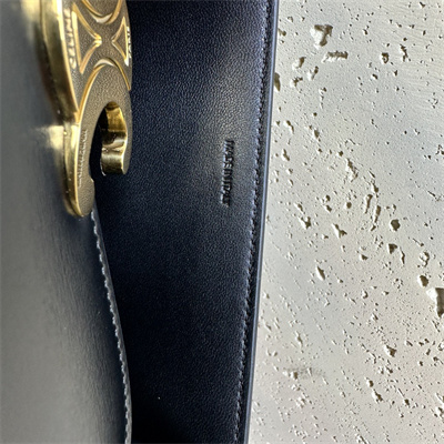 Ce**e medium college bag in shiny calfskin black