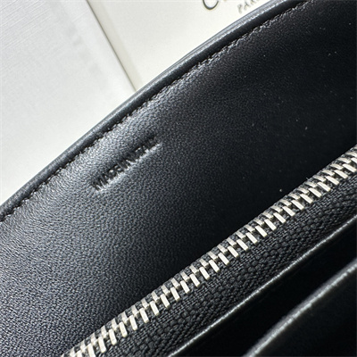 ce**e teen victoire bag in S*pple calfskin black/silver