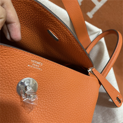 Lindy Bag Taurillon Clemence Leather 26/30CM Silver Tone Metal In Orange Color HS