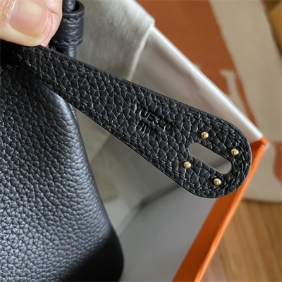 Lindy Bag Taurillon Clemence Leather 26/30CM Gold Tone Metal In Black Color HS