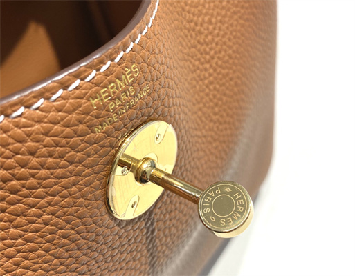 Lindy Bag Calfskin Leather 26/30CM Gold/Silver Tone Metal In Gold Color