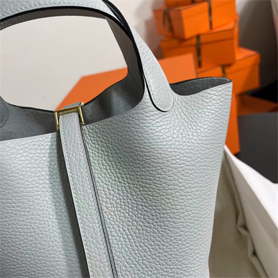 Picotin Lock Bag Togo Leather 18/22CM Gold/Silver Tone Metal In Blue Brume Color HS