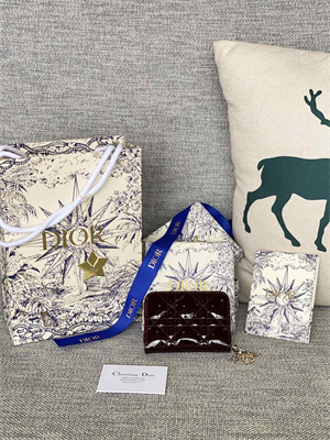 cd voyageur small coin purse S*pple cannage patent calfskin burgundy s0985