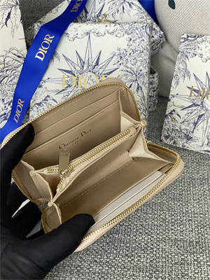 cd voyageur small coin purse S*pple cannage patent calfskin beige s0985