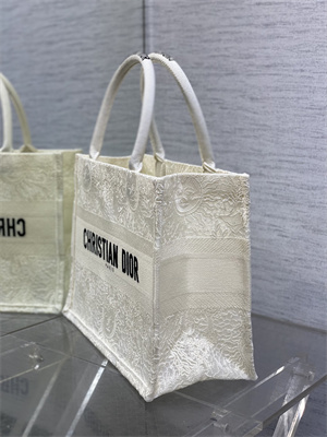 CD Medium Book Tote White Toile de Jouy Soleil Macram?? Embroidery