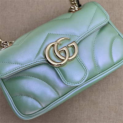 G*u*i gg marmont small shoulder bag lt green iridescent 446744