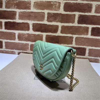 G*u*i gg marmont matelass?? chain mini bag green 746431