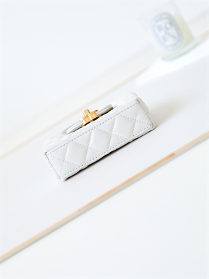 Ch*el clutch with chain shiny aged calfskin gold-tone metal white ap3435