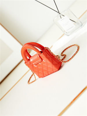 Ch*el clutch with chain shiny aged calfskin gold-tone metal orange ap3435